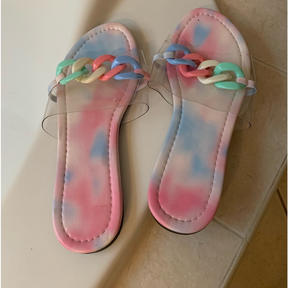 Worn once for a gender reveal ! Super cute and fit amazing!
